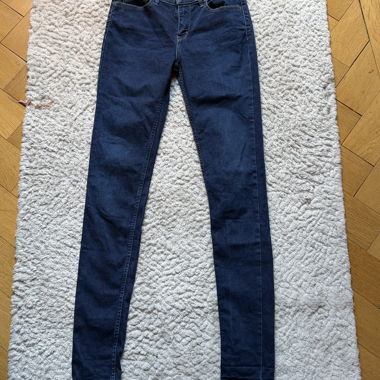 Jeans Levi's 710 Super Skinny W27