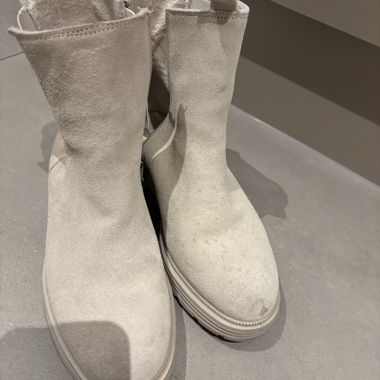 Beige Stiefeletten