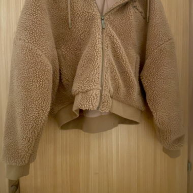 Karl Kani Plüschjacke