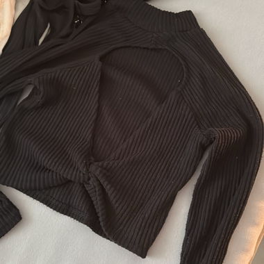 Pull dos nu