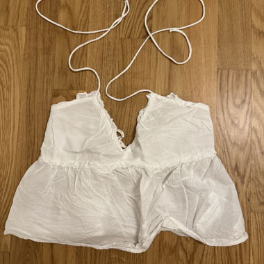 Top annodato in pizzo bianco