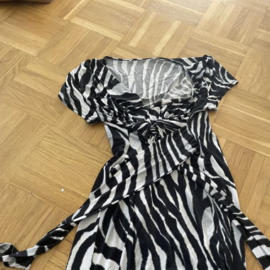 Weiches Zebra kleid