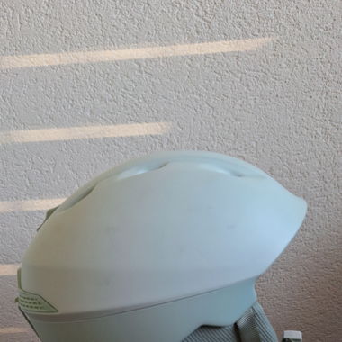Skihelm von Wedze