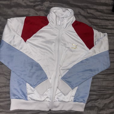 Haut Puma court