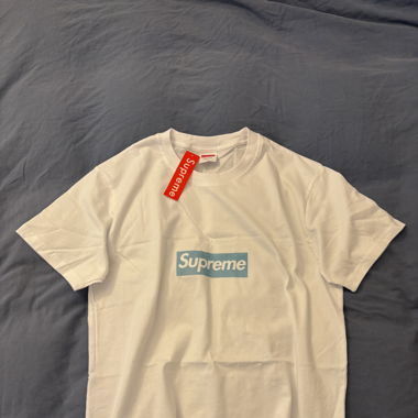 Supreme T-Shirt
