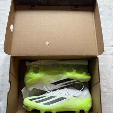 Adidas X Crazyfast football boots
