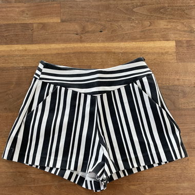 Gestreifte Hosen