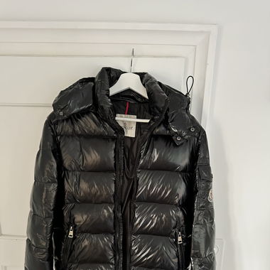 moncler maya schwarz