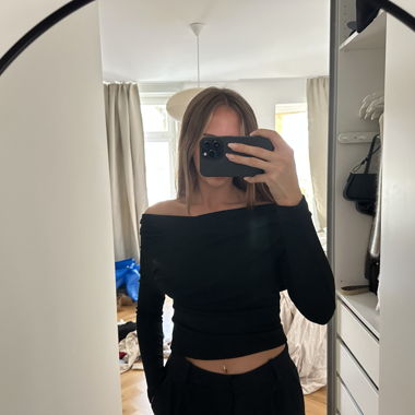 off shoulder top