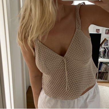 Beige summer top with ties