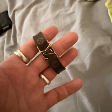 Louis-Vuitton-Armband
