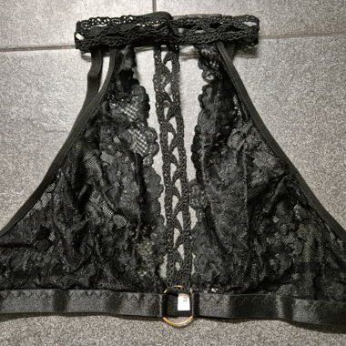 Top reggiseno in pizzo nero