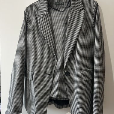 Primark Blazer - Size 42, like new