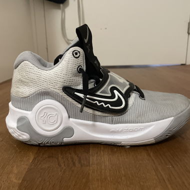 Nike KD Trey 5 X