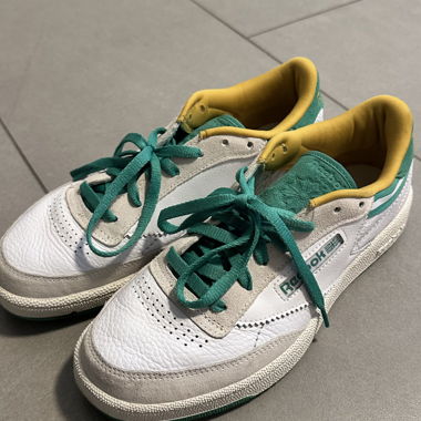 Reebok Sneakers