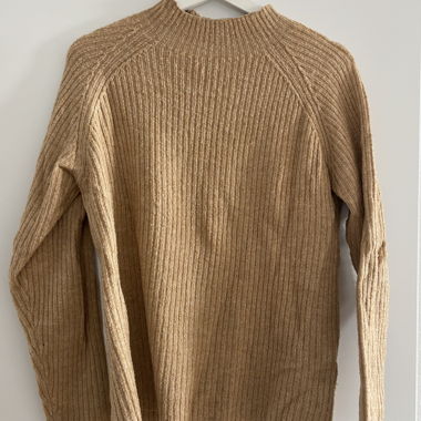 Pull avec petit col 