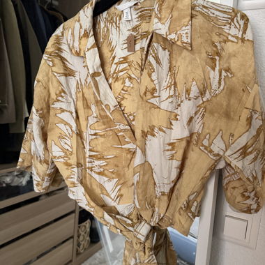 Chemise imprimée beige