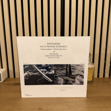 Book Pioneers Sustainable new in blister
