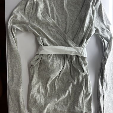 Top a portafoglio Hollister grigio