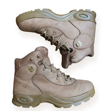 Nike ACG boots