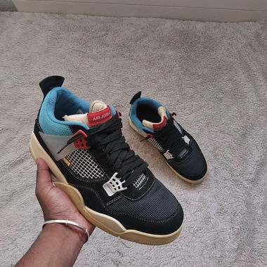Jordan 4