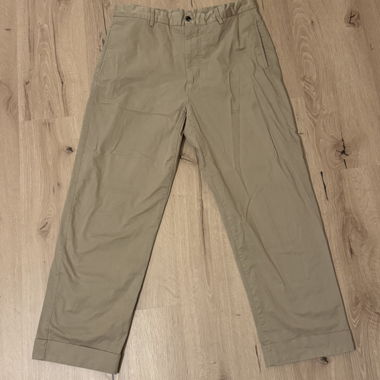 Pantaloni beige Zara