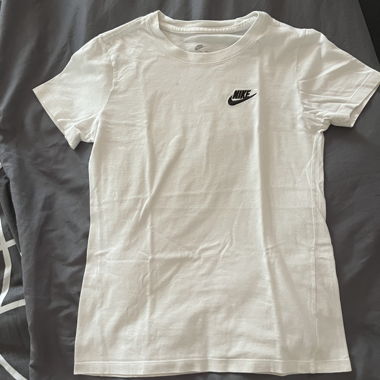 White Nike T-shirt