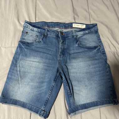 Shorts en jeans Livergy, taille 50