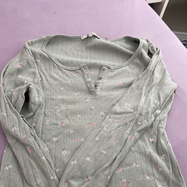 Langarmshirt, Blumenmuster 