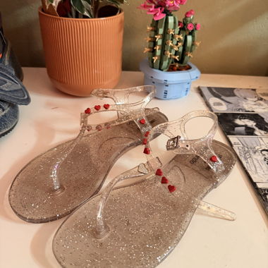 Sandales transparentes Love Moschino