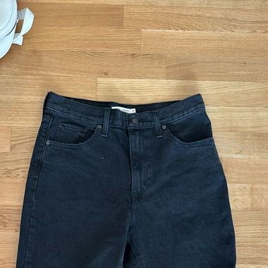 levis jeans mom