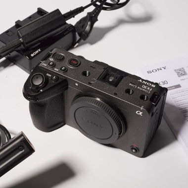Sony FX30 Cinema Line  XLR Handle, near mint