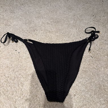 Bikini bottoms