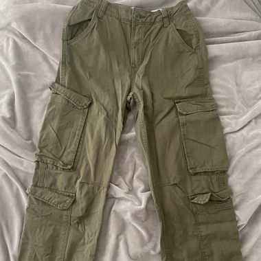 Bershka straight multicargo - green