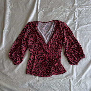 “Pink slander” top
