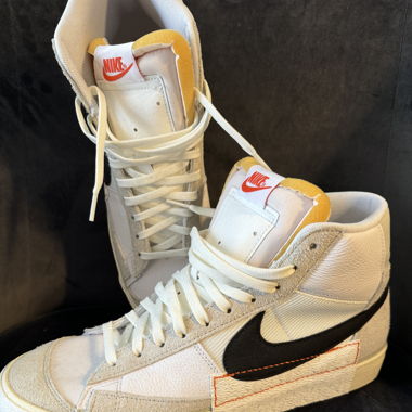 Nike Sneaker Modell Blazer Mid Pro Club