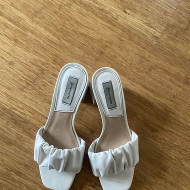 weisse Heels