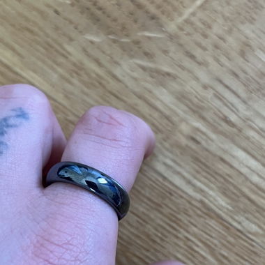 Ring black