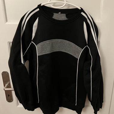 Schwarz weisser Pullover 