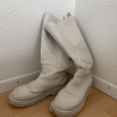 Bottes en cuir blanches jusqu’au genou Country Road 38