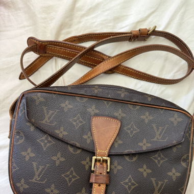 Louis Vuitton Jeune Fille