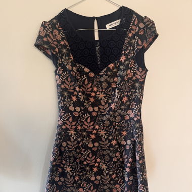 Robe fleurie bleu pailletée NAF NAF