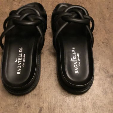 Sandali slide neri in pelle