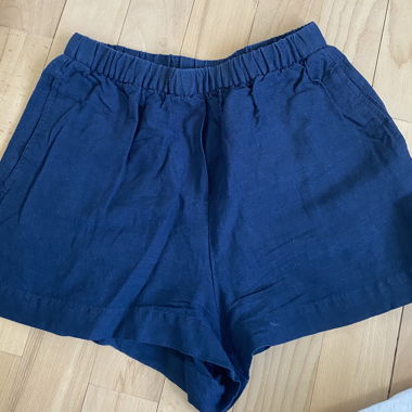 Dunkelblaue Shorts