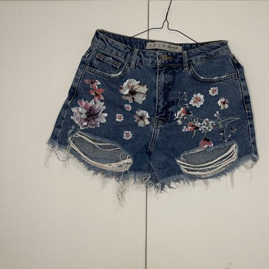 Short fleuri 