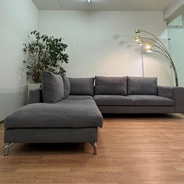 Shakir Ecksofa von Livique Ink. Lieferung