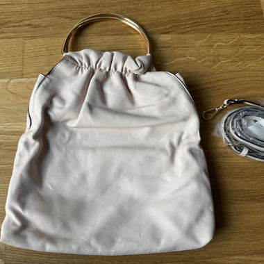 ZARA rosa Handtasche mit Metallringgriffen