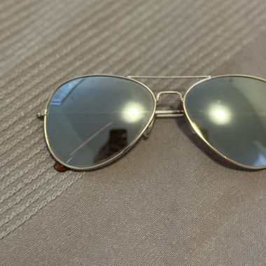 Aviator sunnies