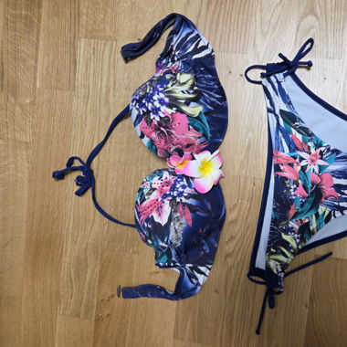 Bikini