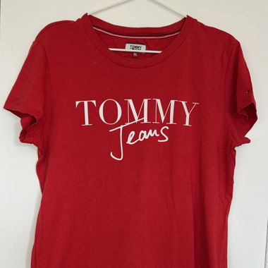 T-shirt Tommy Jeans rouge XL